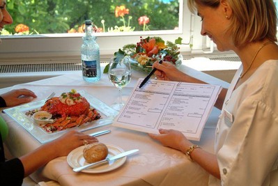 除解決部分高端人群的就醫需求之外，醫療旅游更多被視為一種改善身體狀態的生活方式