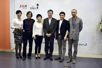 知名專家在“壹卡會2012深圳年度生活達人”頒獎禮現場，從不同的角度詮釋發現生活之美。